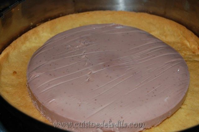 Entremets citron fraise sur sablé breton Entremets citron fraise sur sablé breton