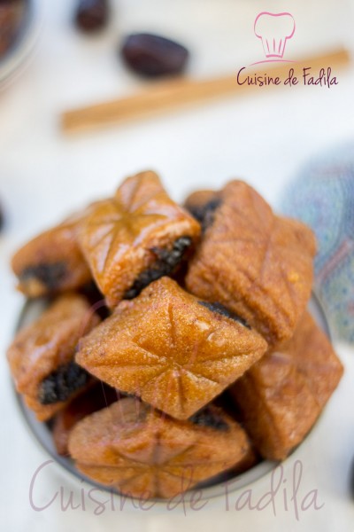 Makrout aux dattes et au miel