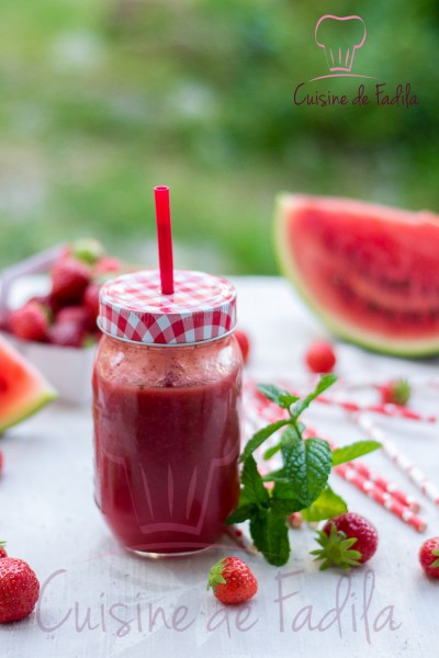 Smoothie fraise pastèque et menthe