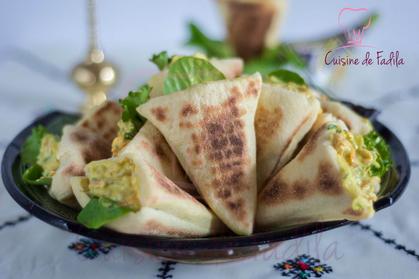 Batbout triangle poulet curry