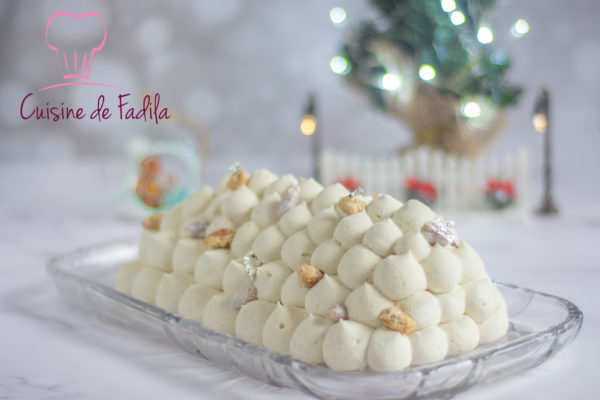 Bûche pirouette cacahuètes