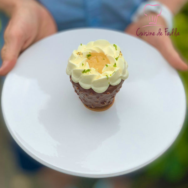 entremets fleur de yuzu