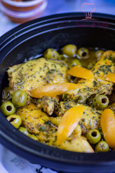 Tajine de poulet aux olives et citron confit